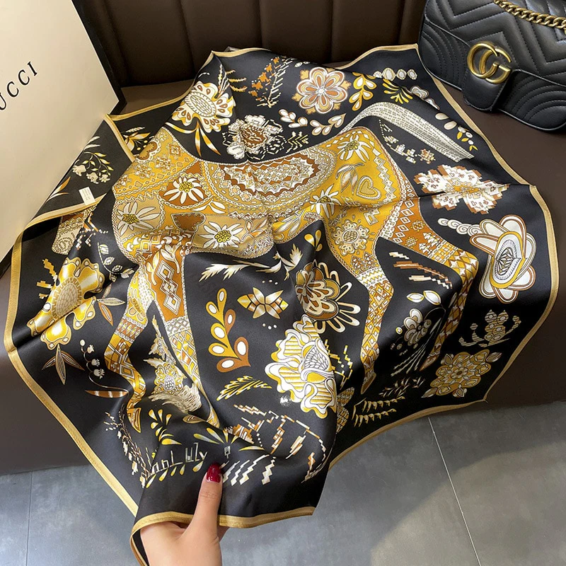 Carré 100% Soie Chic et Raffiné  Femme | La Parisienne - Image 3