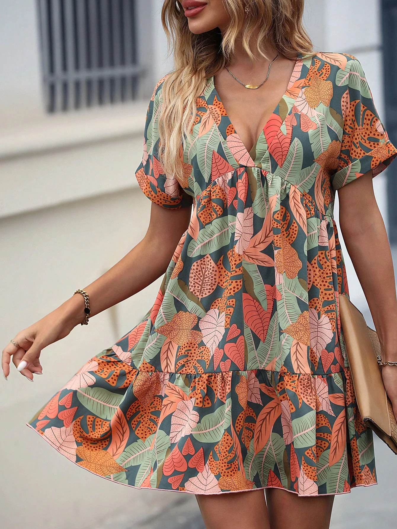 Robe Courte Tropicale à Volants | La Parisienne - Image 6