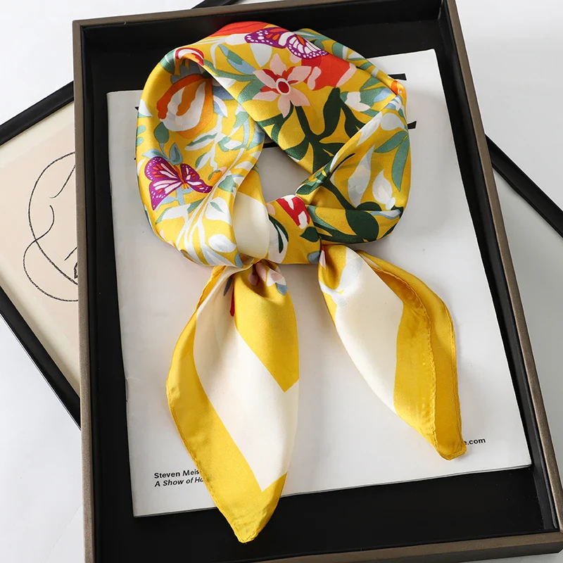 Foulard Carré Chic | La Parisienne - Image 3