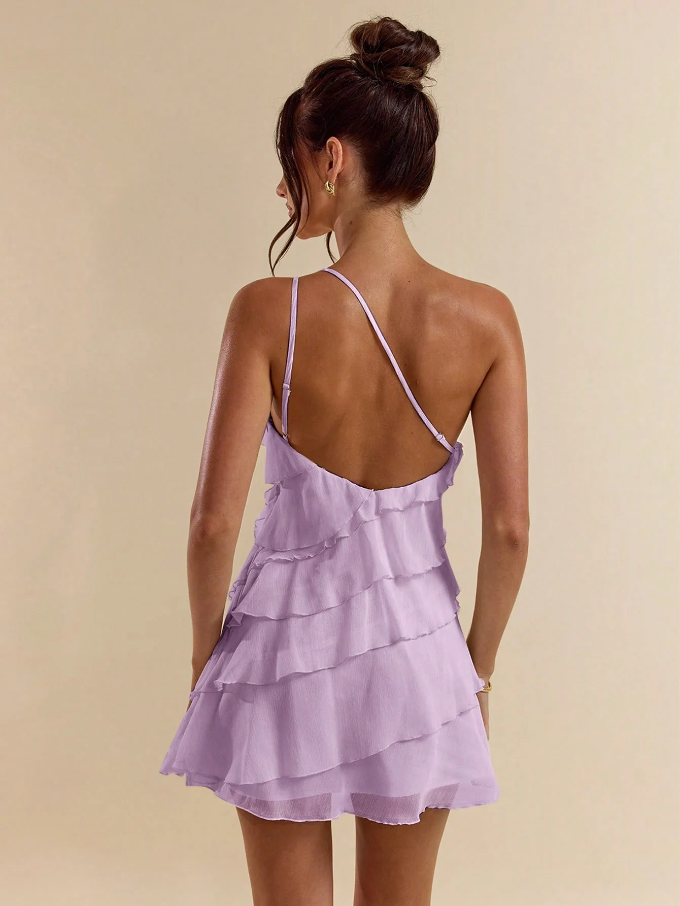 Robe Mini à Volants Asymétrique Dos-nu | La Parisienne - Image 3