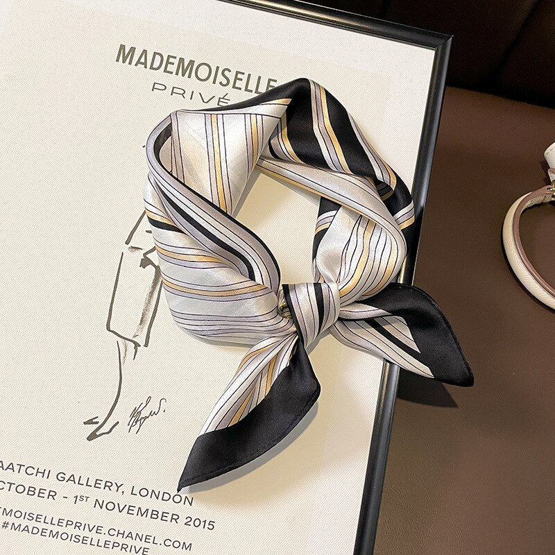 Carré 100% Soie Chic et Moderne Femme | La Parisienne - Image 2