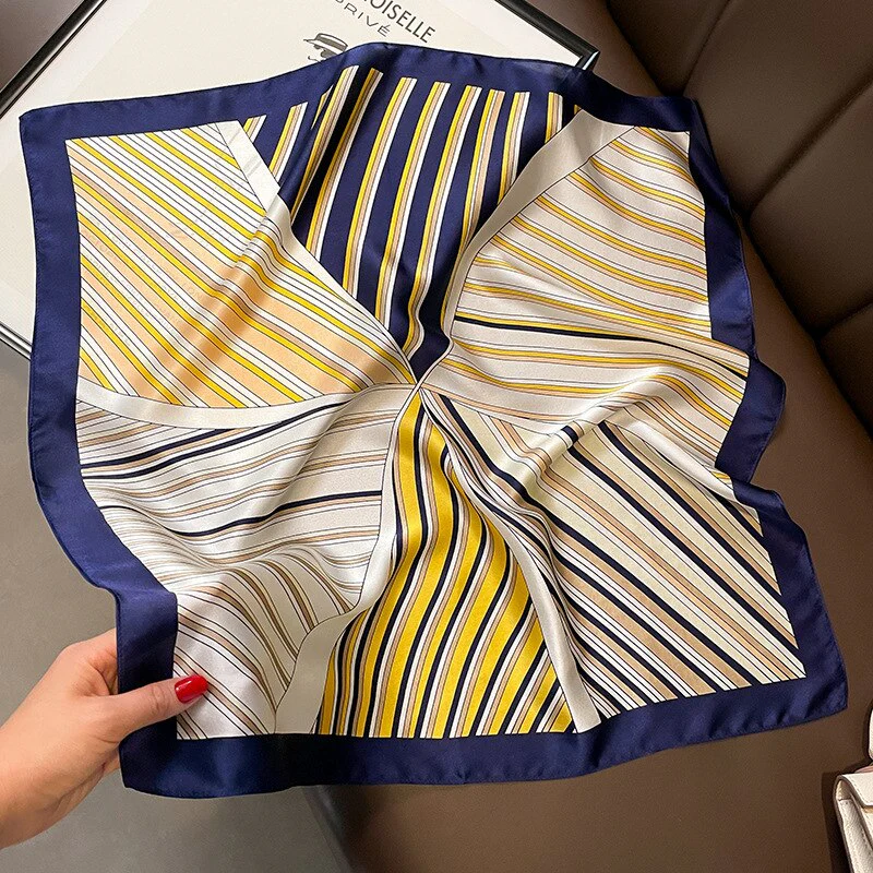 Carré 100% Soie Chic et Moderne Femme | La Parisienne - Image 3