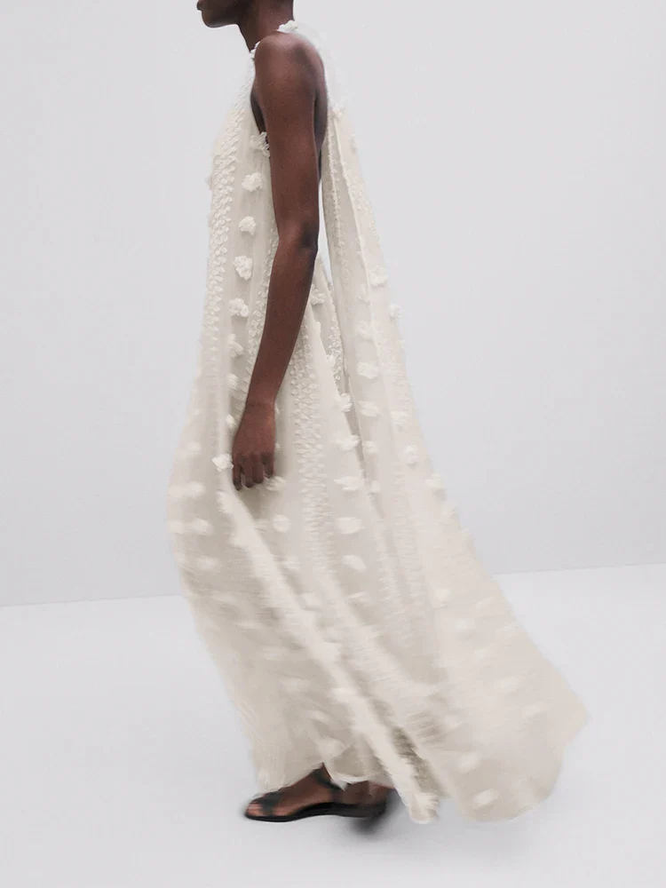 Robe Longue Élégante à Broderie | La Parisienne - Image 3